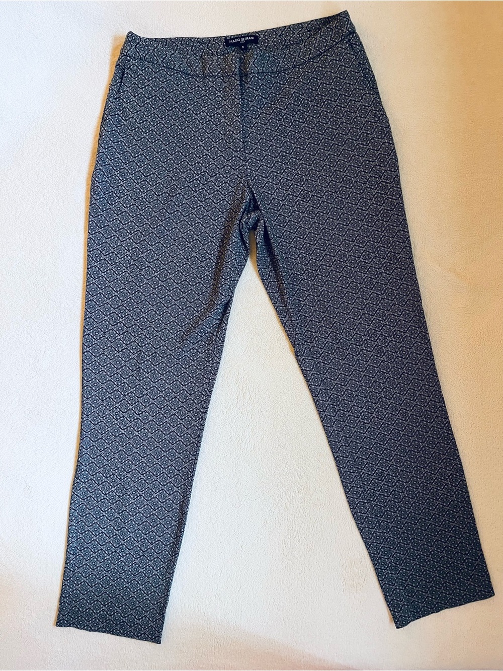 Mario Serrani, Straight Leg Dress Pants, Women, Size 6, Black and gray.